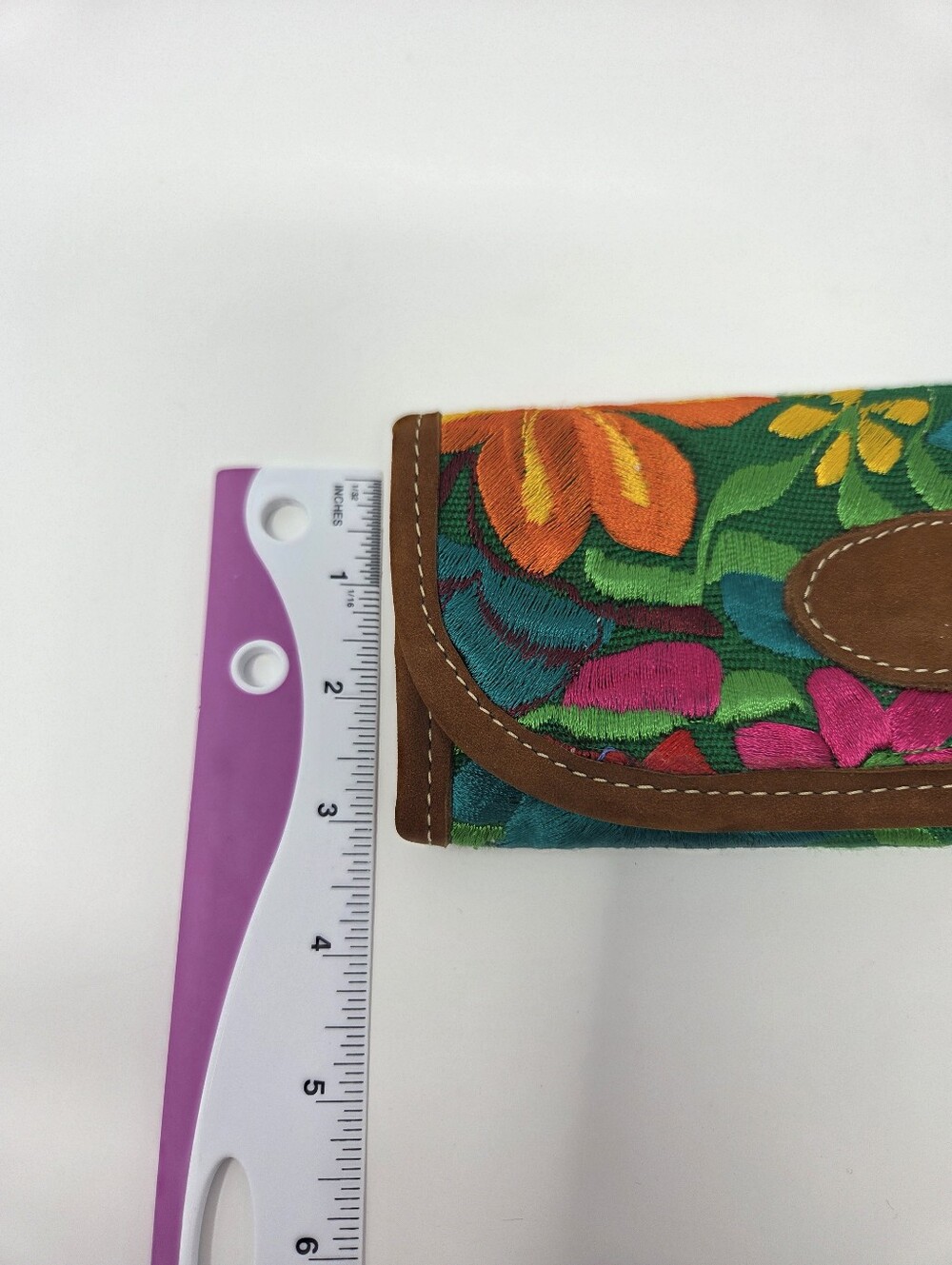 Floral Embroidered Wallet - Picture 5 of 5